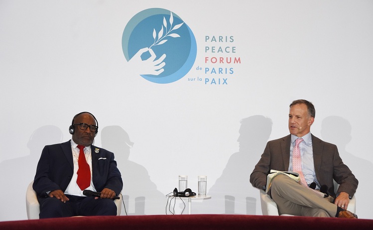 image Forum sur la Paix à Paris Azali à rebours de ses homologues africains